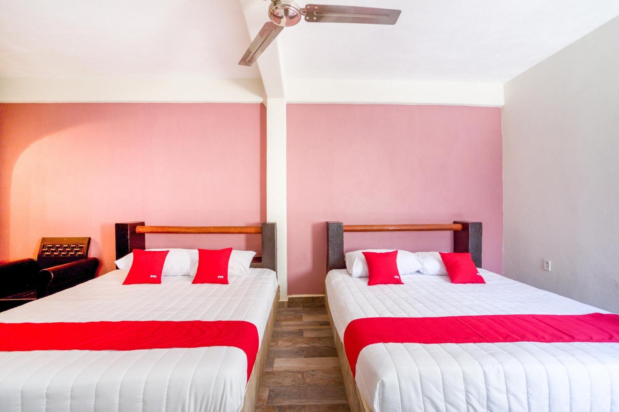 Hotel Oyo Lys, Zihuatanejo