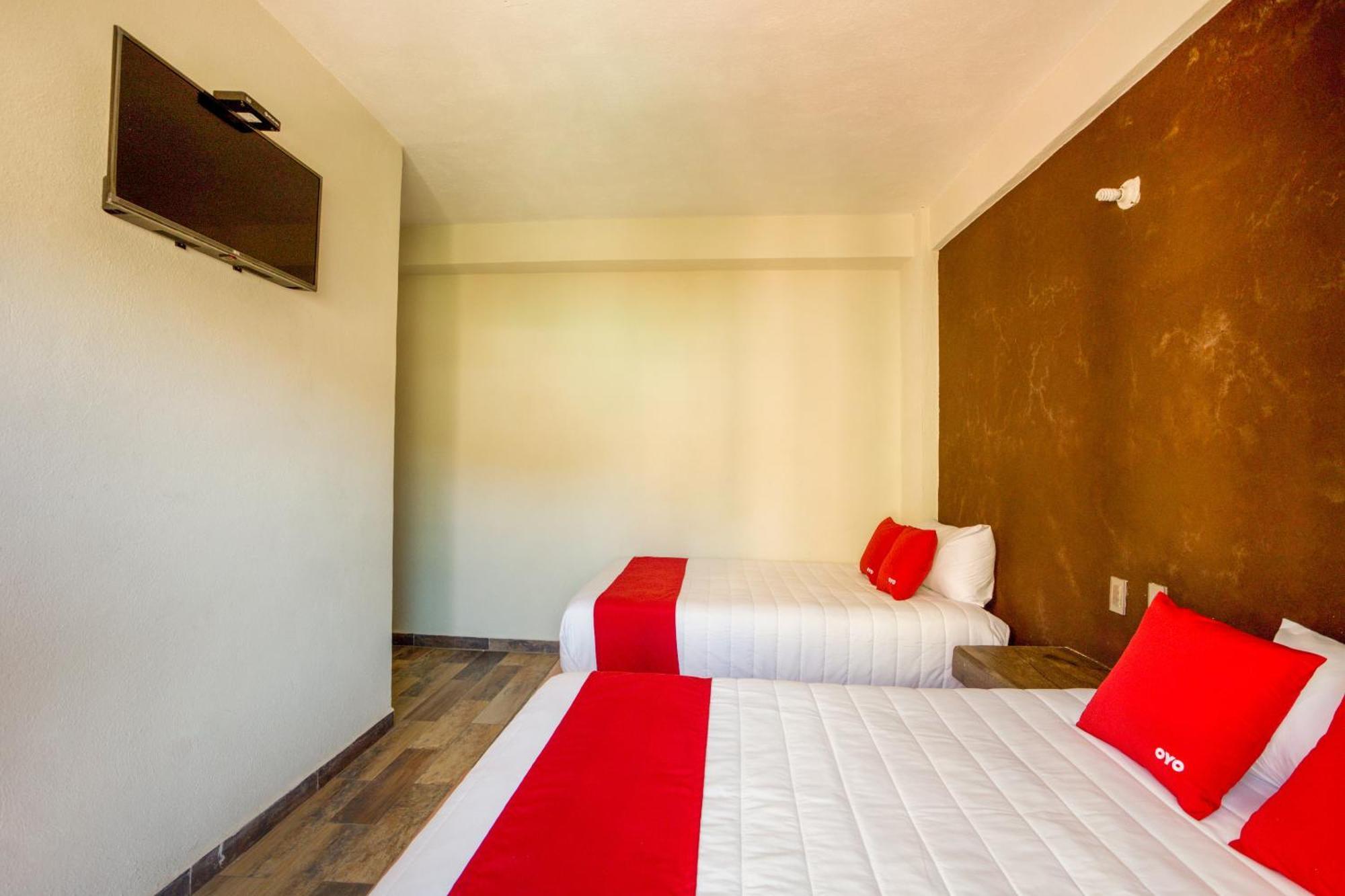 Oyo Lys, 4*
